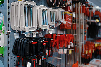 探索五金零售的視覺營銷 免費圖片下載與展示位設(shè)計